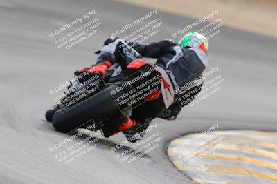 media/Dec-17-2022-SoCal Trackdays (Sat) [[224abd9271]]/Turn 10 Backside (120pm)/